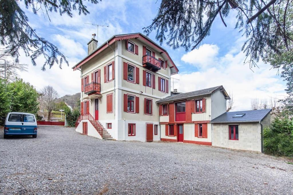 Ferienwohnung Repaire Du Bagnerais Bagnères-de-Bigorre Exterior foto